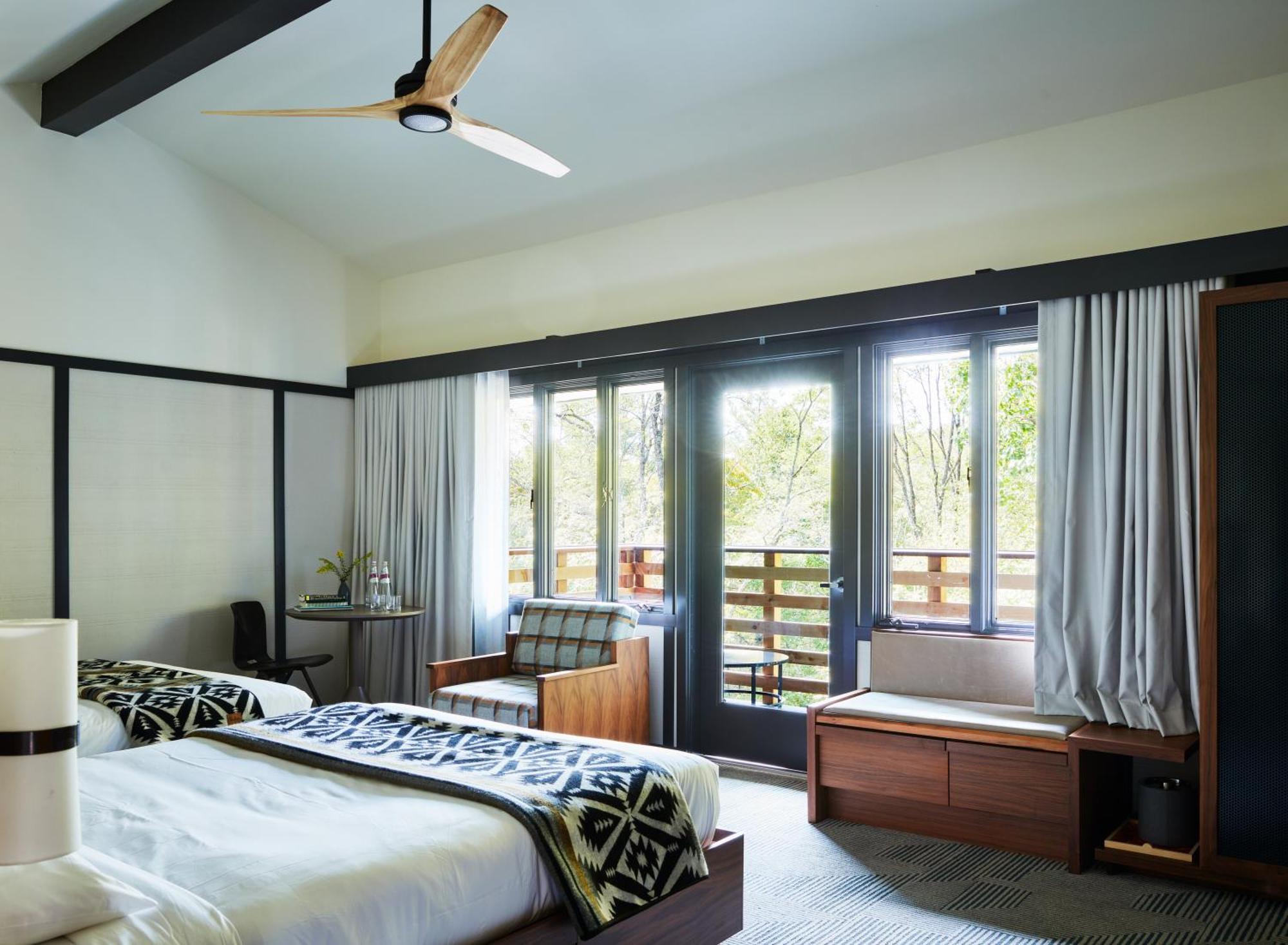 היילנדס Skyline Lodge מראה חיצוני תמונה