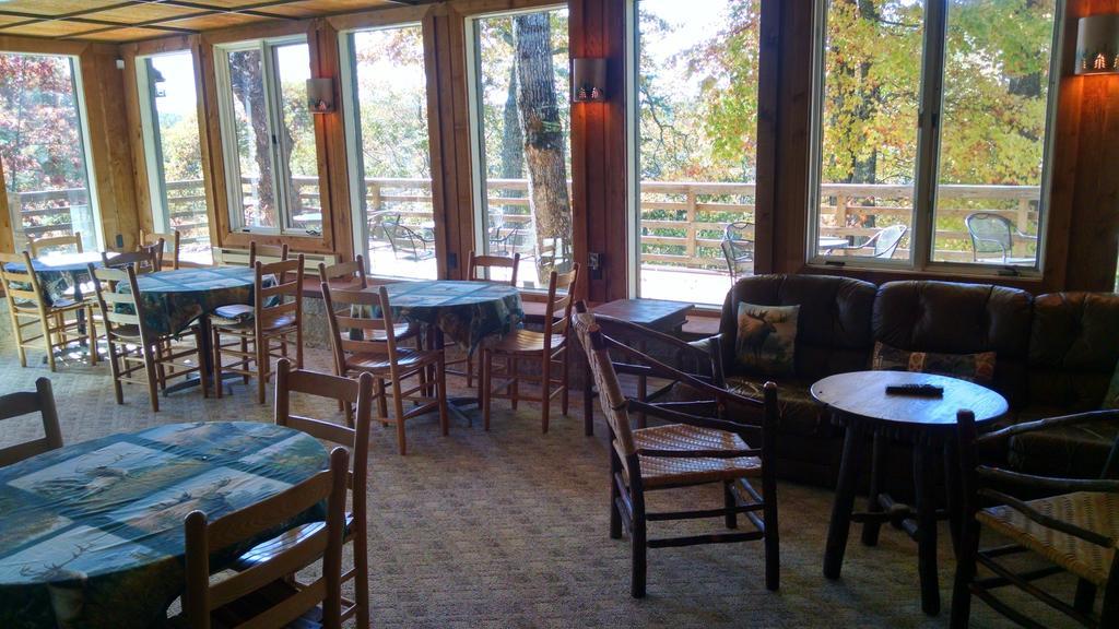 היילנדס Skyline Lodge מראה חיצוני תמונה