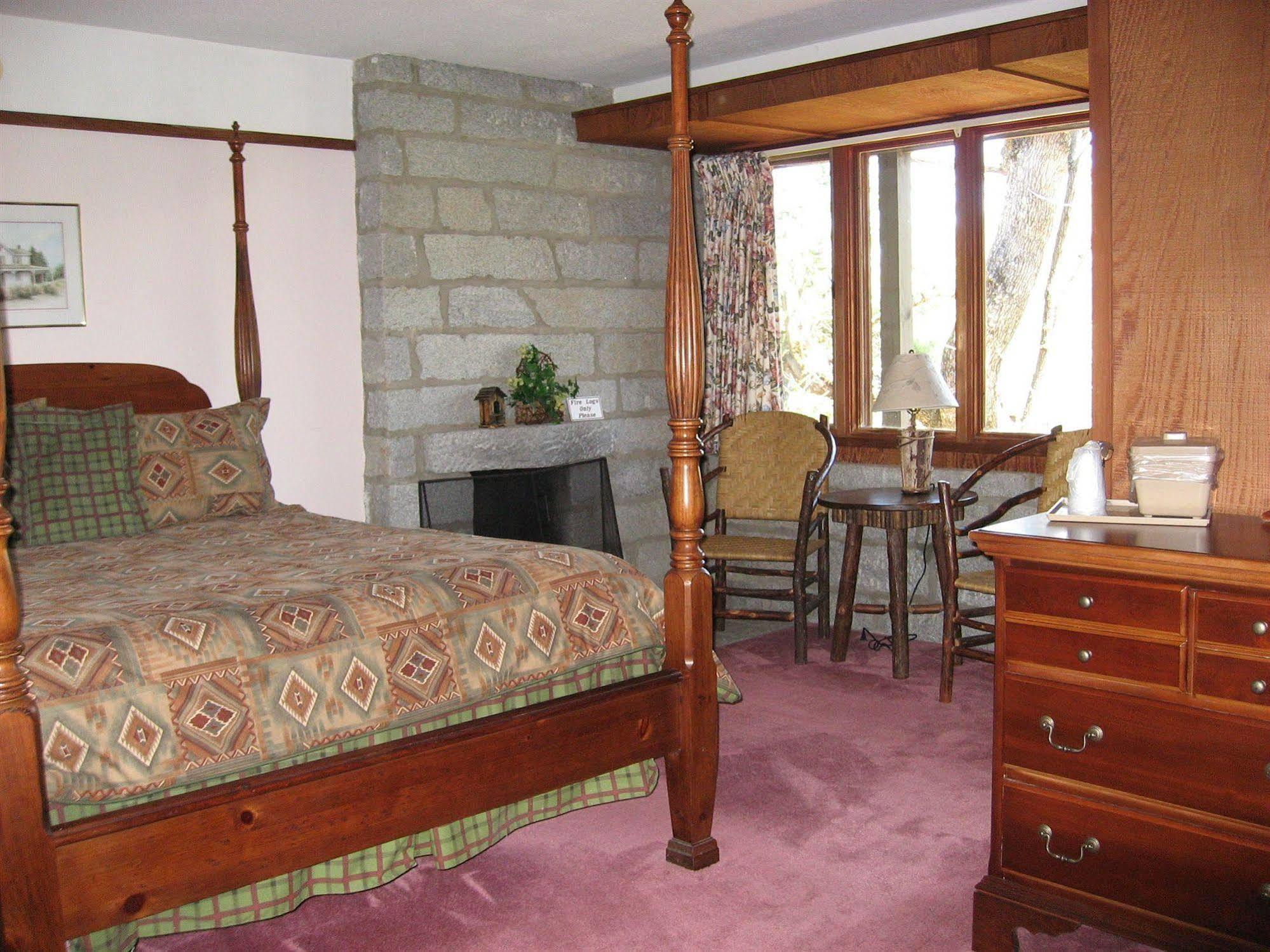 היילנדס Skyline Lodge מראה חיצוני תמונה