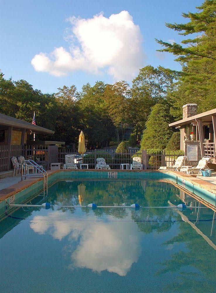 היילנדס Skyline Lodge מראה חיצוני תמונה